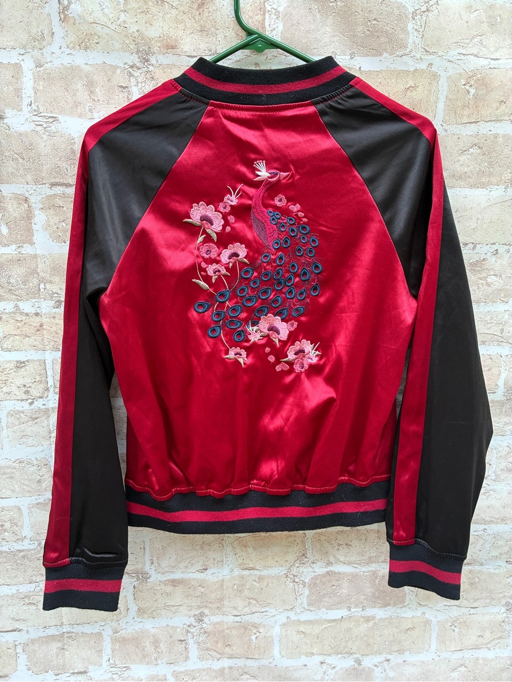 Vtg Ashley 26 International Red Satin Embroidered Peacock Bomber Jacket size S